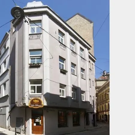 Cheap And Chic * Ρίγα