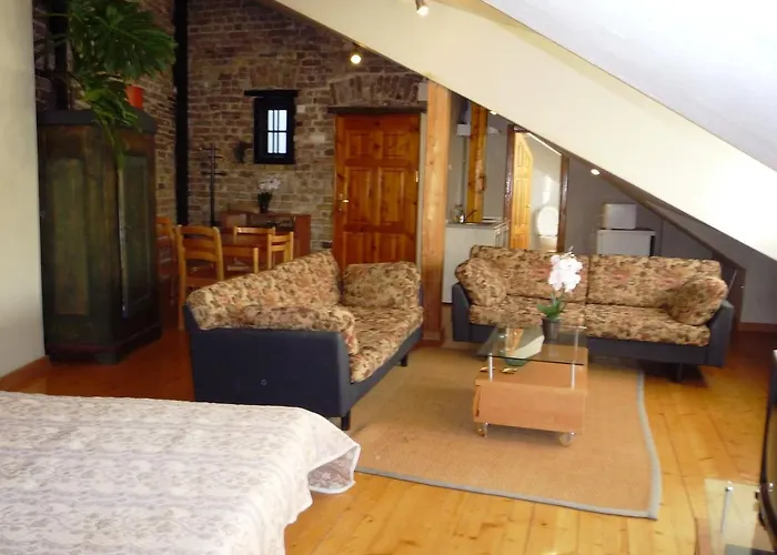 Cheap And Chic Apartment