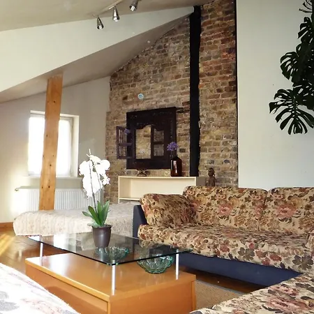 Apartment Cheap And Chic *